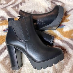 Black Platform Boot